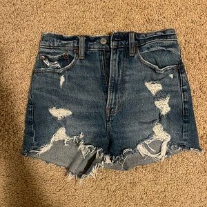 Abercrombie mom shorts